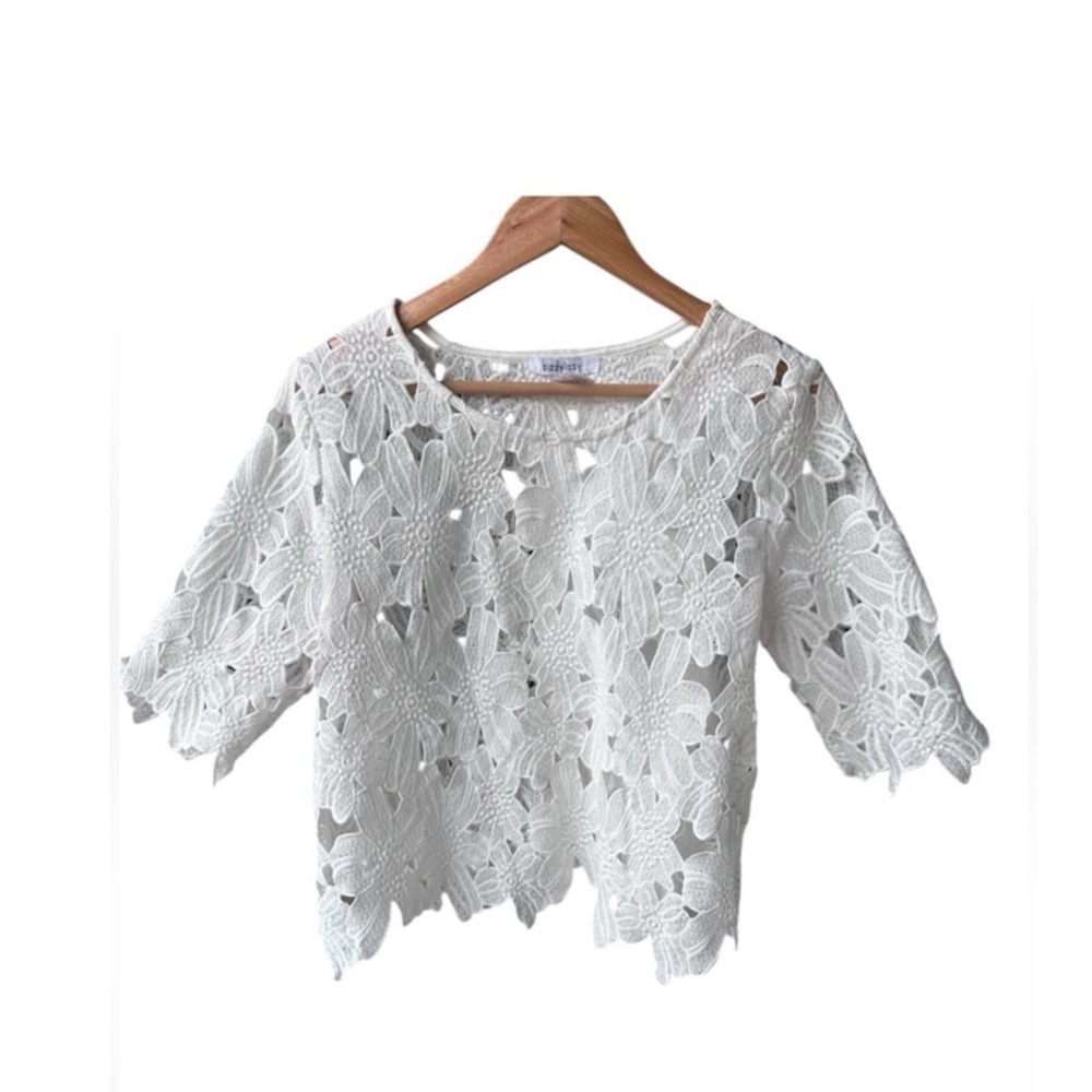 Dizzylissy Blouse Top White Floral Daisy Guipure Lace Scalloped Casual Sz Large